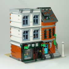 Modular Old Three-story House